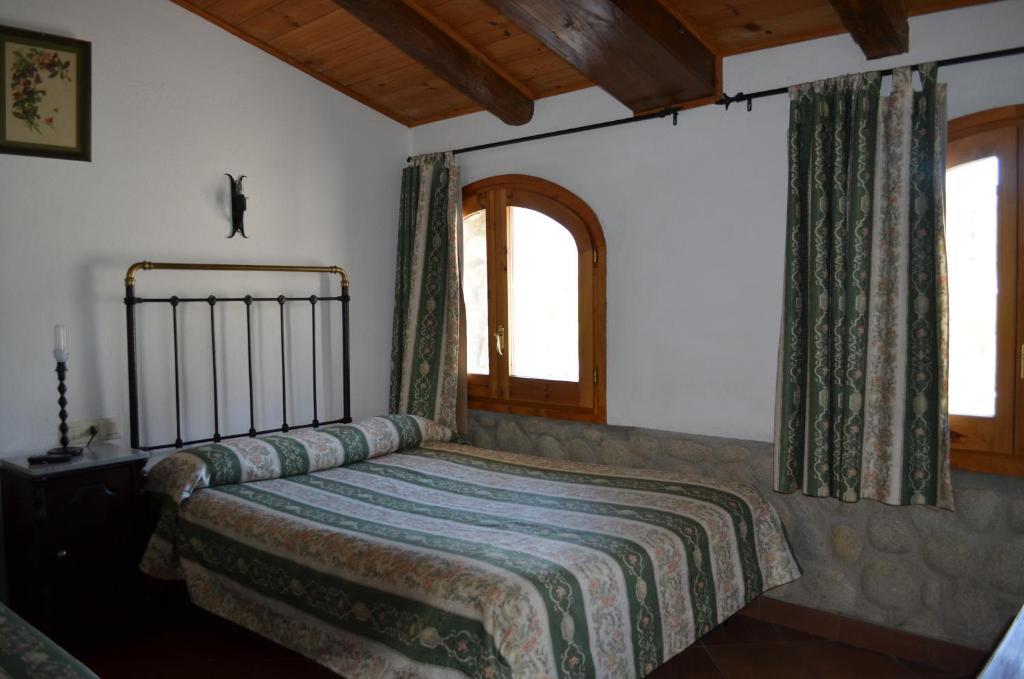 لا سو دي أورغل Casa Rural La Vall Del Cadi الغرفة الصورة
