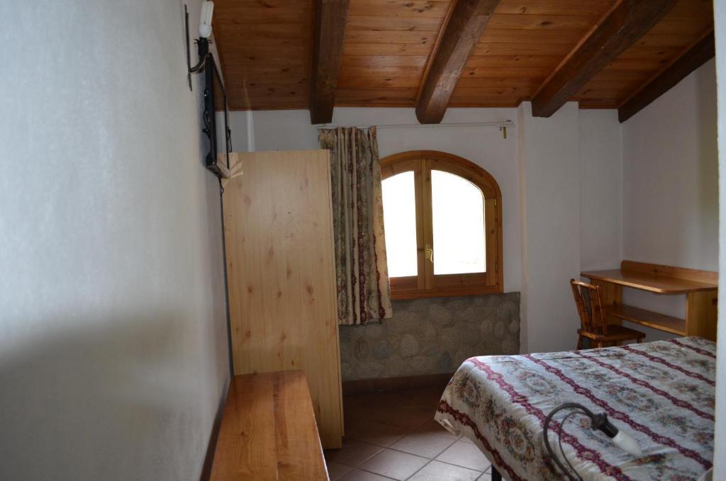 لا سو دي أورغل Casa Rural La Vall Del Cadi الغرفة الصورة